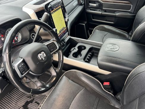 Used 2020 RAM 3500 Laramie image 11