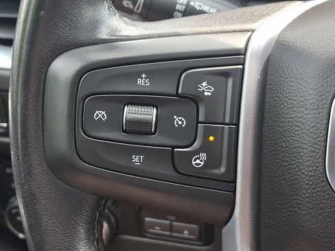 Used 2022 GMC Yukon SLT w/ SLT Premium Package image 25