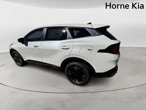 New 2026 Kia Sportage LX image 6