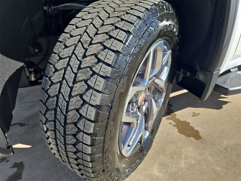 New 2026 GMC Sierra 1500 SLT w/ SLT Premium Package image 31