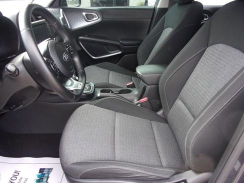 Used 2021 Kia Soul GT-Line FWD image 11