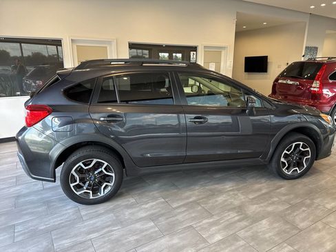 Used 2016 Subaru Crosstrek 2.0i Limited image 8