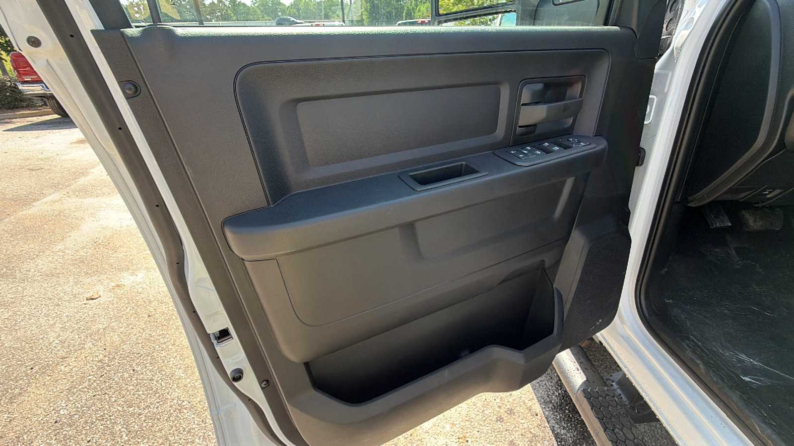 New 2026 RAM 2500 Tradesman AWD/4WD image 14