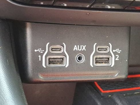Used 2023 Dodge Durango R/T w/ Tow 'N Go Group AWD/4WD image 25