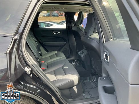 Used 2025 Volvo XC60 B5 Plus image 46