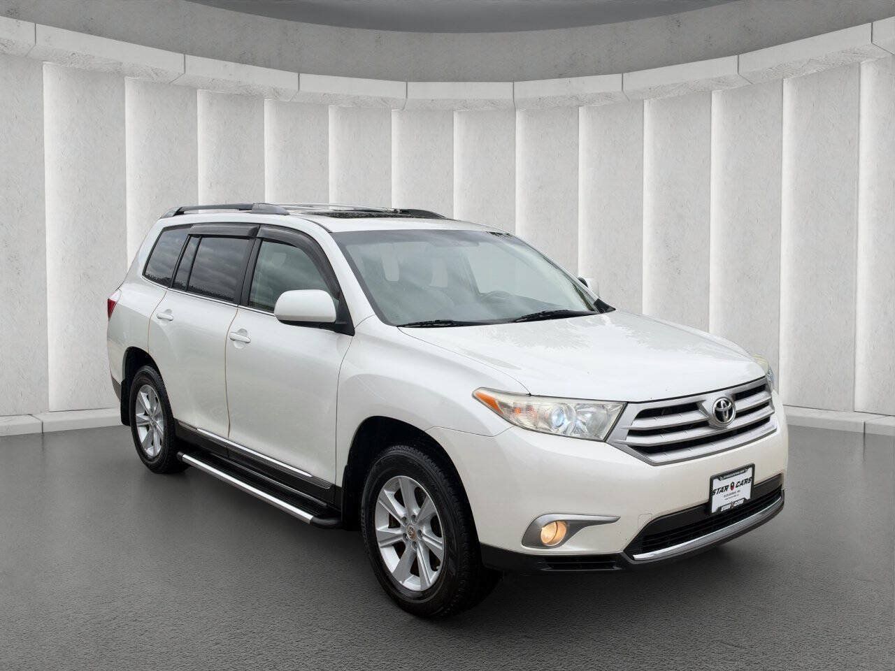 Used 2011 Toyota Highlander SE w/ Tow Pkg AWD/4WD image 7
