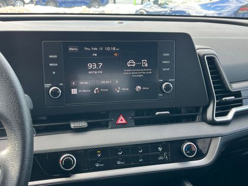 Used 2025 Kia Sportage LX image 20