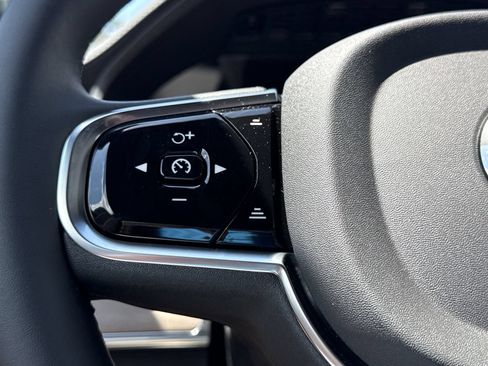New 2026 Volvo XC90 T8 Ultra w/ Lounge Package AWD/4WD image 24