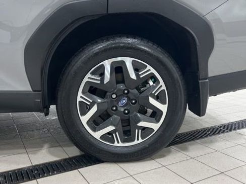 Certified 2025 Subaru Forester Premium image 21