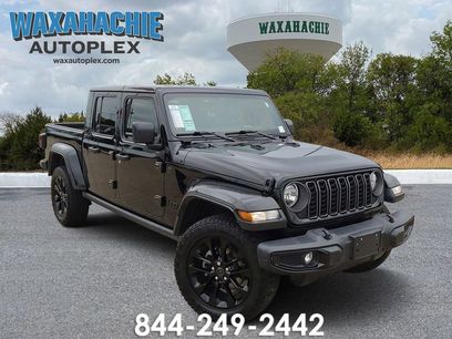 Used 2025 Jeep Gladiator Sport