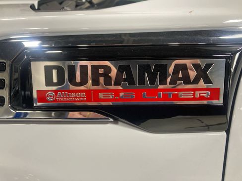 Used 2024 GMC Sierra 2500 SLE w/ SLE Convenience Package image 25