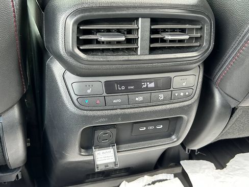 Used 2024 Honda Passport Black Edition image 19