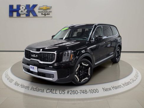 Used 2023 Kia Telluride EX X-Line AWD/4WD image 3