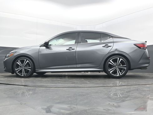 Used 2022 Nissan Sentra SR w/ Trunk Package image 28