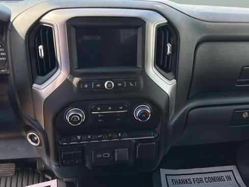 Used 2024 Chevrolet Silverado 2500 W/T AWD/4WD image 10