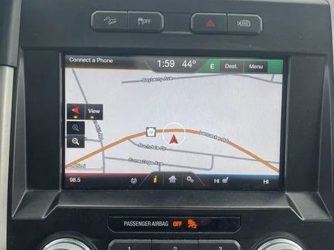 Used 2015 Ford F150 Lariat w/ Equipment Group 502A Luxury image 16