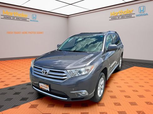 Used 2012 Toyota Highlander 4WD w/ Tech Pkg image 1