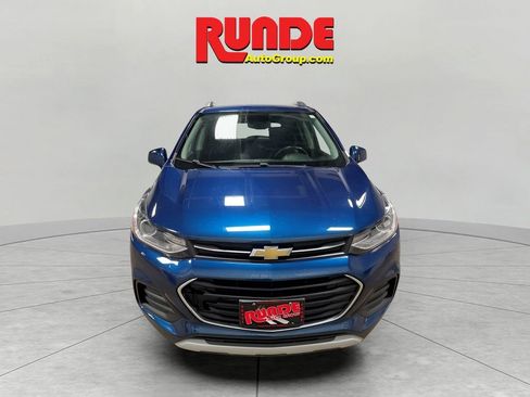 Used 2020 Chevrolet Trax LT w/ Driver Confidence Package FWD image 8