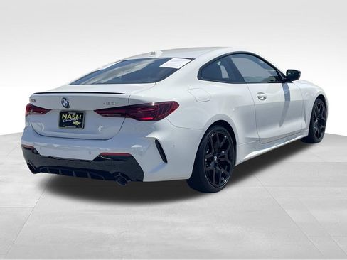 Used 2026 BMW 430i Coupe w/ M Sport Package RWD image 3
