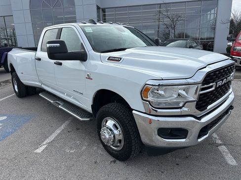 Used 2024 RAM 3500 Big Horn image 2