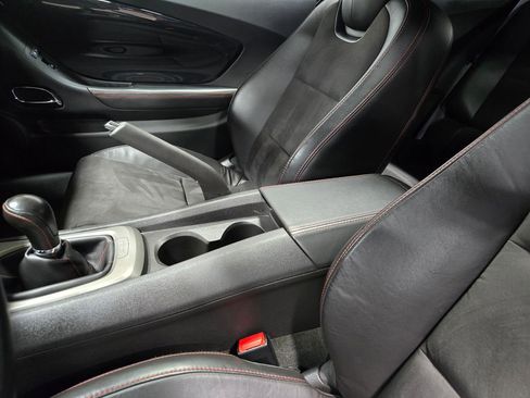Used 2014 Chevrolet Camaro ZL1 RWD image 32