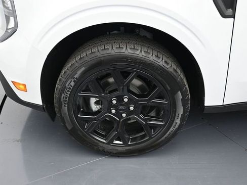 New 2025 Ford Maverick XLT w/ XLT Luxury Package image 10