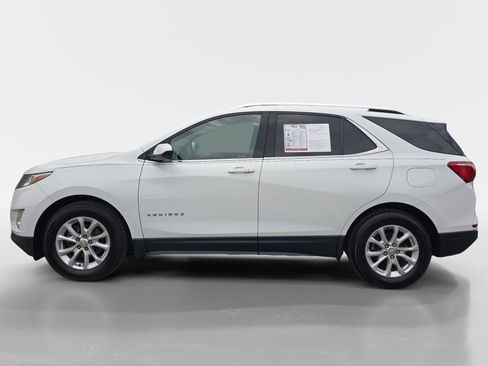 Used 2020 Chevrolet Equinox LT image 2