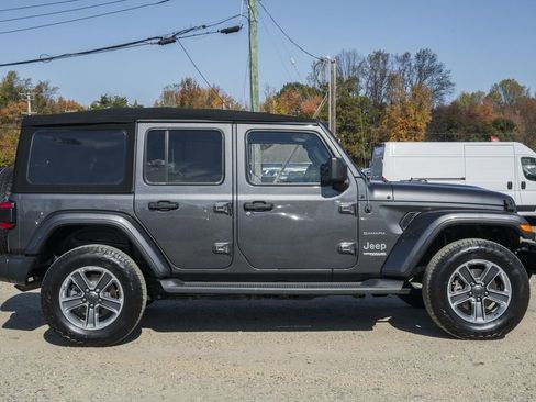 Used 2020 Jeep Wrangler Unlimited Sahara image 3