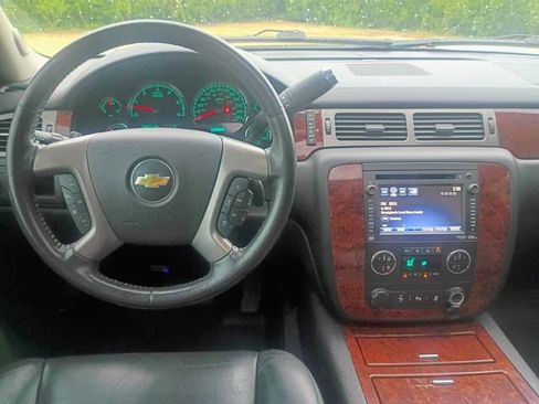 Used 2012 Chevrolet Tahoe LTZ RWD image 27