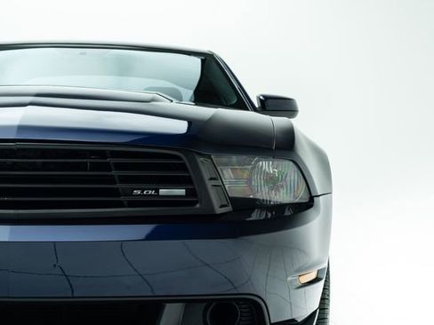 Used 2012 Ford Mustang GT RWD image 7