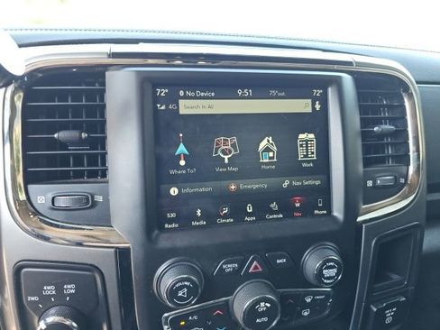 Used 2018 RAM 2500 Laramie w/ Sport Appearance Group AWD/4WD image 18
