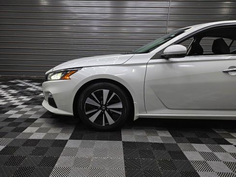 Used 2022 Nissan Altima 2.5 SV w/ SV Premium Package FWD image 38