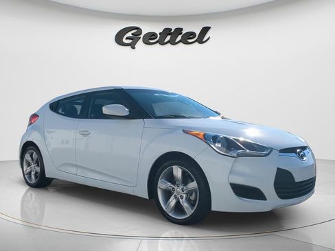 Used 2015 Hyundai Veloster w/ Option Group 02 FWD image 3