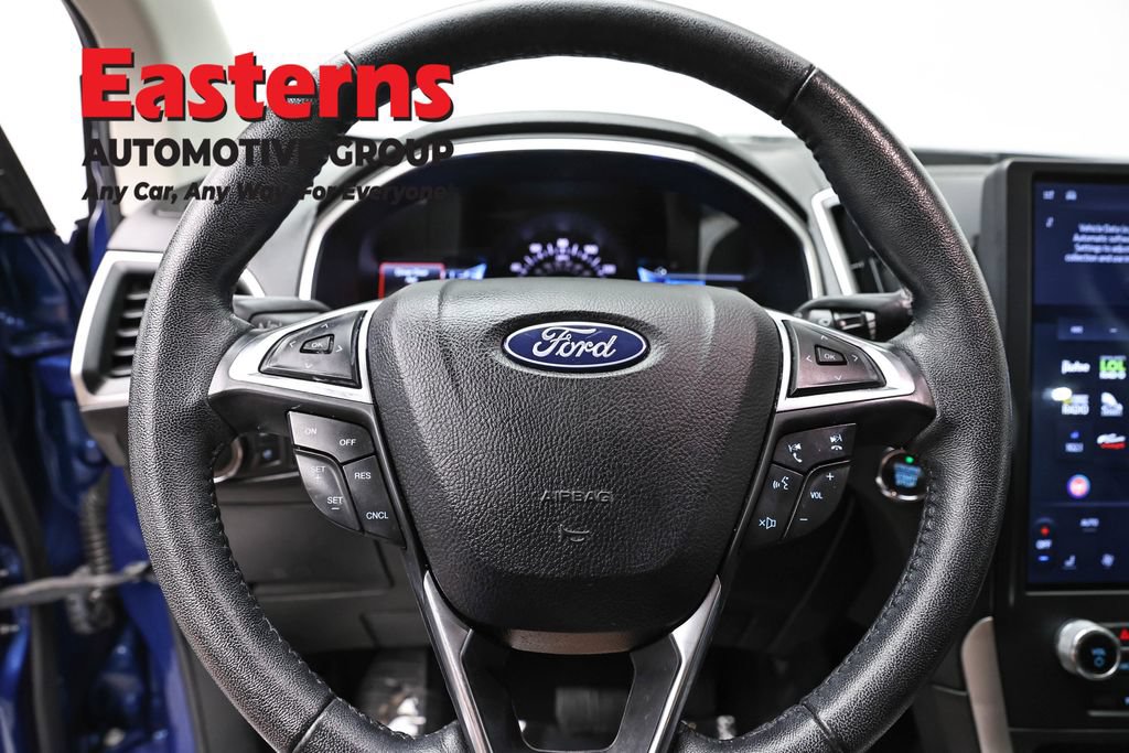 Used 2021 Ford Edge SEL AWD/4WD image 12