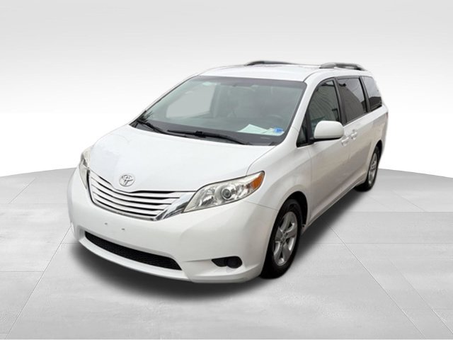 Used 2016 Toyota Sienna LE FWD image 34