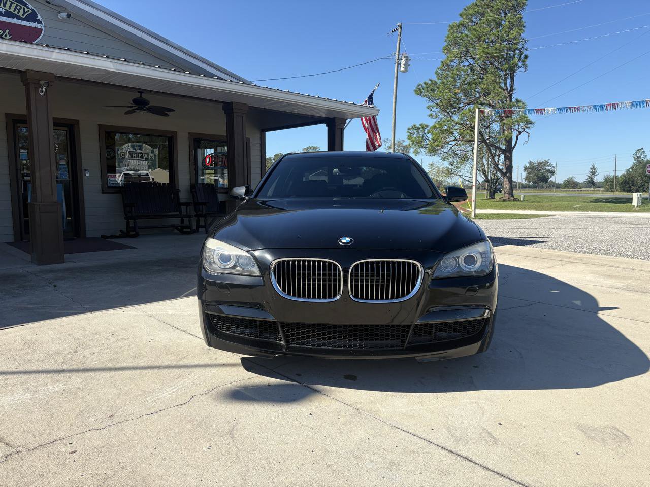 Used 2011 BMW 750Li RWD image 2