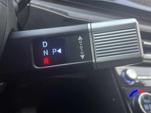 Used 2024 Hyundai Santa Fe Limited image 23