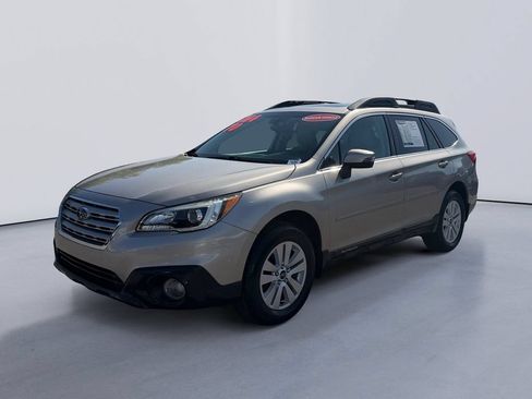 Used 2017 Subaru Outback 2.5i Premium AWD/4WD image 7
