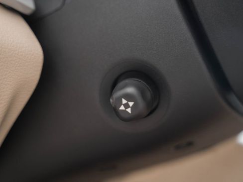 New 2025 Jeep Grand Cherokee L Limited w/ Luxury Tech Group II image 41