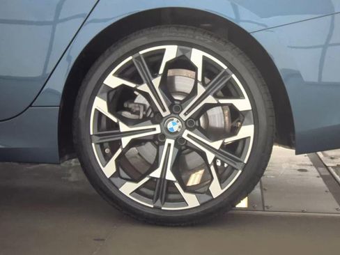 Used 2025 BMW 330i xDrive Sedan w/ Premium Package AWD/4WD image 9
