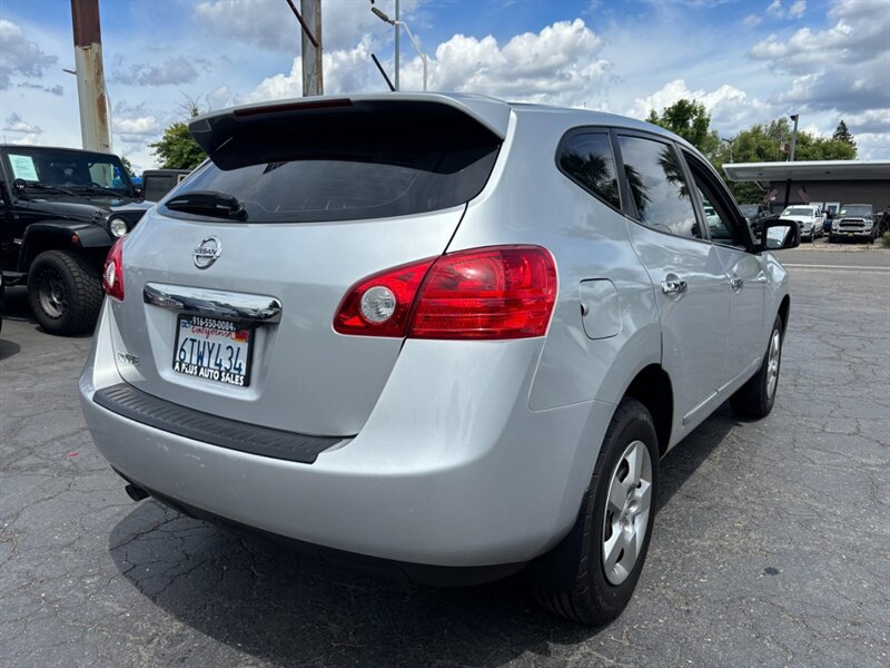 Used 2011 Nissan Rogue S FWD image 3