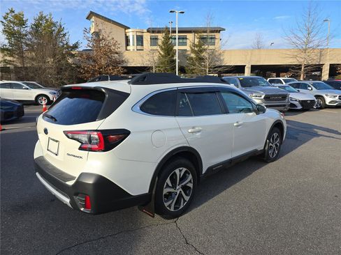 Used 2020 Subaru Outback Limited w/ Popular Package #2 image 3