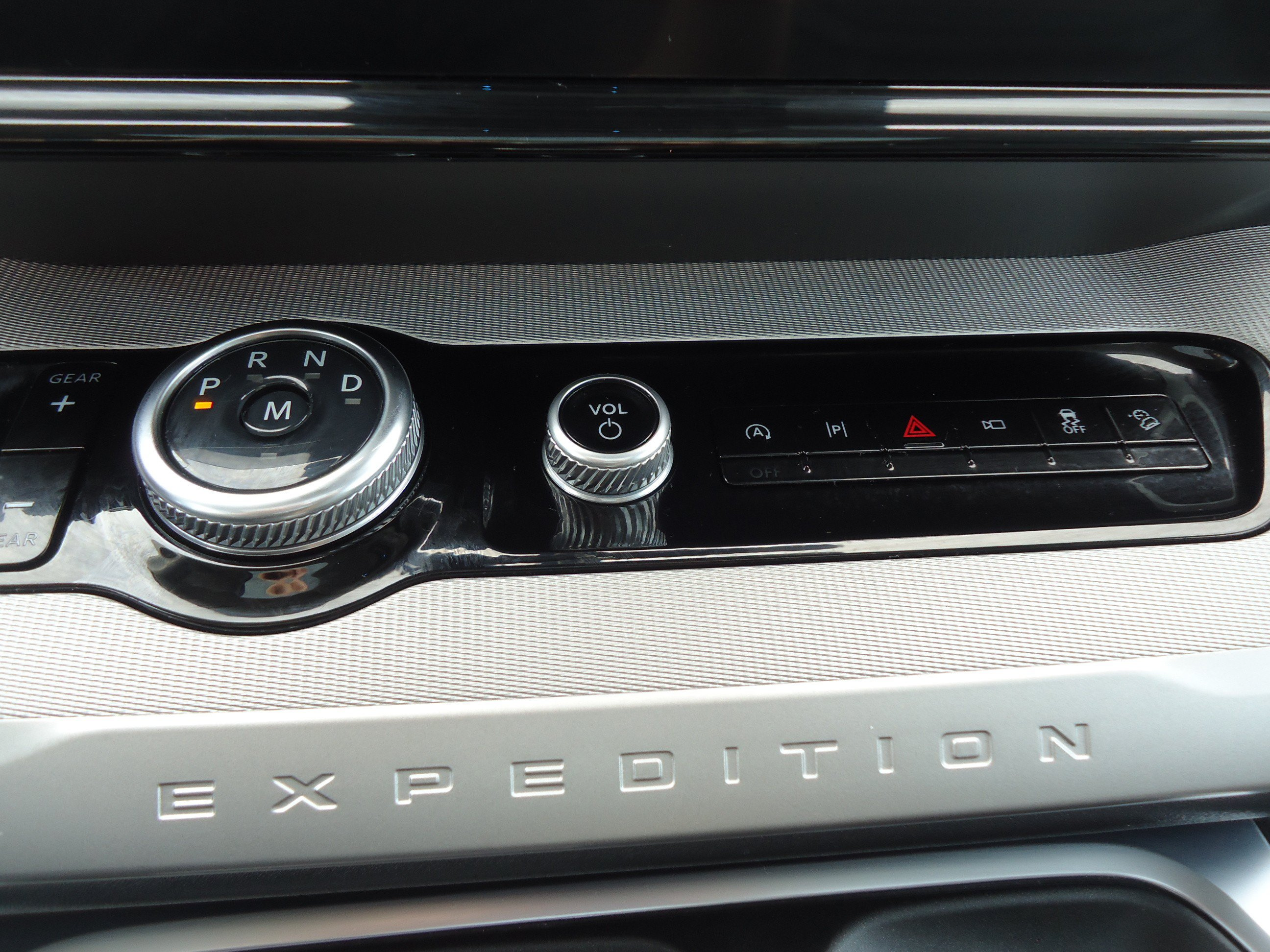 Used 2025 Ford Expedition Max Active AWD/4WD image 21