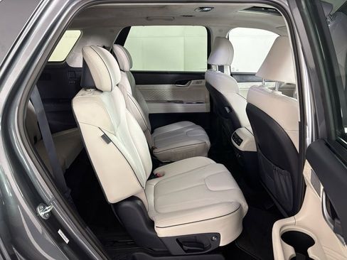 Used 2025 Hyundai Palisade Calligraphy image 45