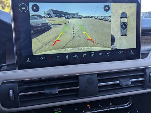 New 2026 Lincoln Corsair Reserve image 8