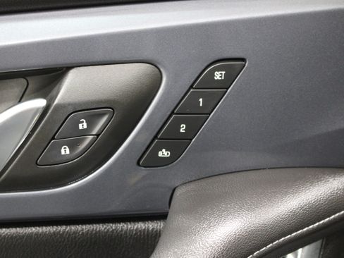 Used 2023 Chevrolet Blazer RS w/ Enhanced Convenience Package FWD image 8