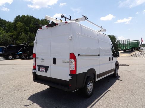 Used 2024 RAM ProMaster 2500 FWD image 7