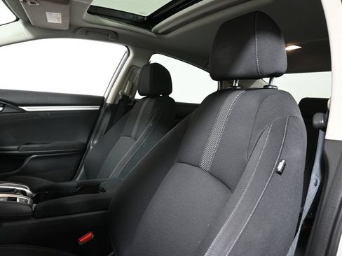 Used 2018 Honda Civic EX image 4