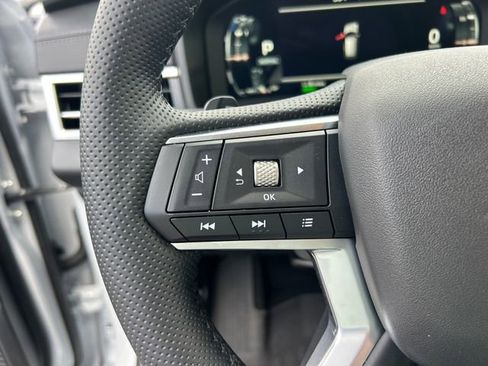 Used 2025 Mitsubishi Outlander 4WD Plug-In Hybrid image 20