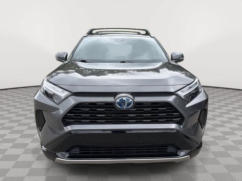 Used 2023 Toyota RAV4 SE w/ Convenience Package AWD/4WD image 2